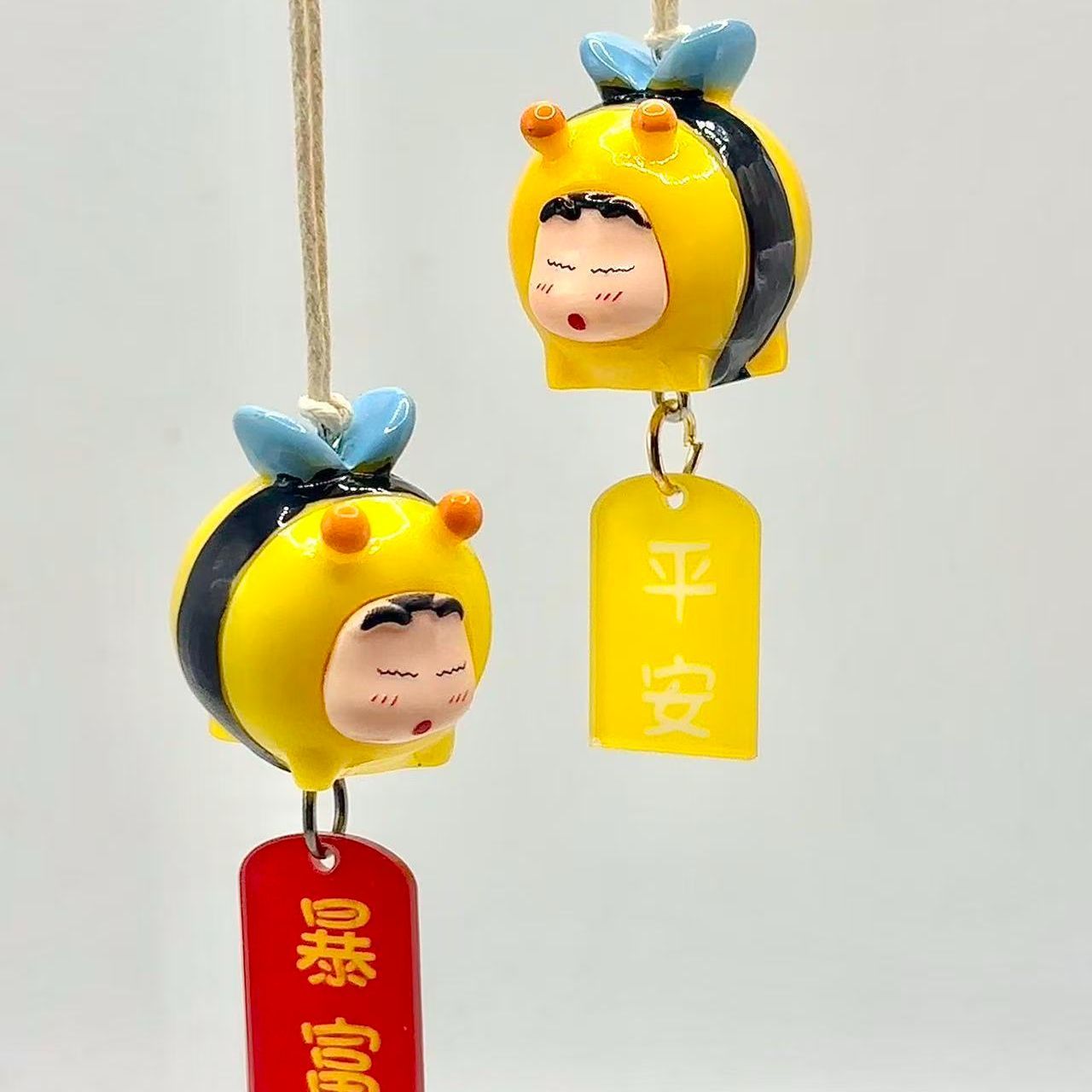 Crayon Shin-chan Bee Cosplay F - Car Accessories Company recensie en prijs