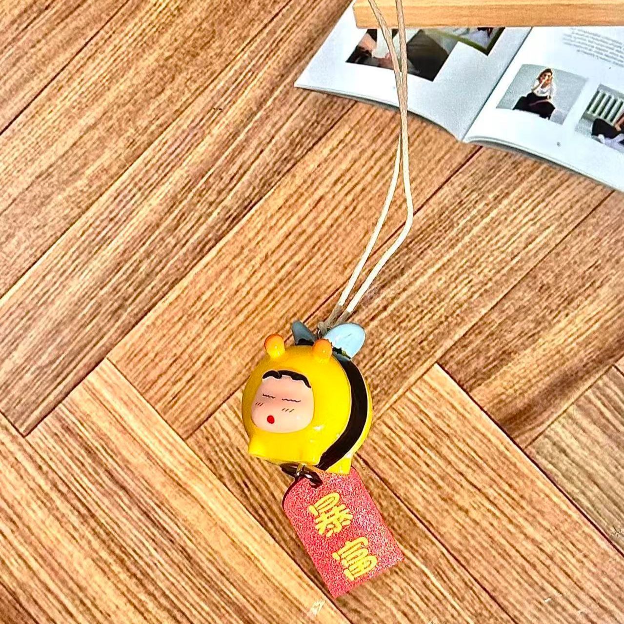 Crayon Shin-chan Bee Cosplay F - Car Accessories Company recensie en prijs